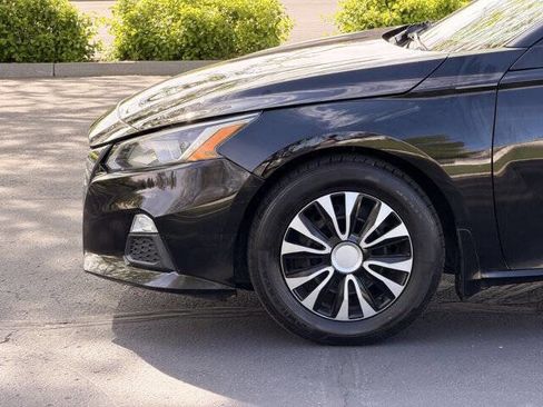 Used 2020 Nissan Altima 2.5 S w/ Driver Assist Package FWD image 11
