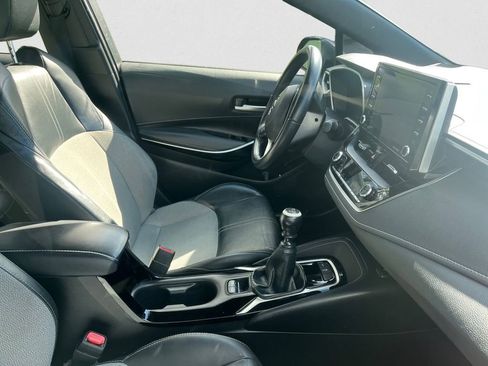 Used 2022 Toyota Corolla XSE image 10