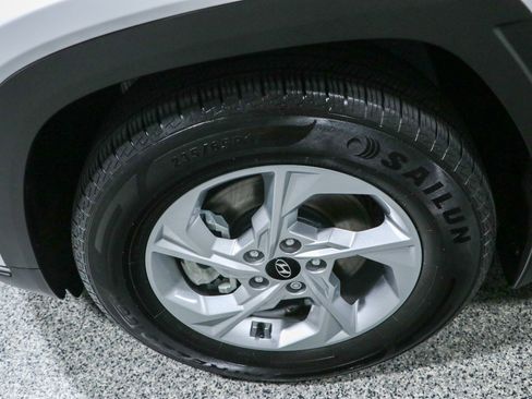 Used 2022 Hyundai Tucson SEL w/ Cargo Package FWD image 11