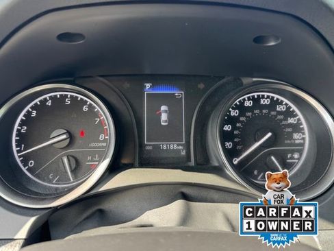 Used 2021 Toyota Camry SE image 32