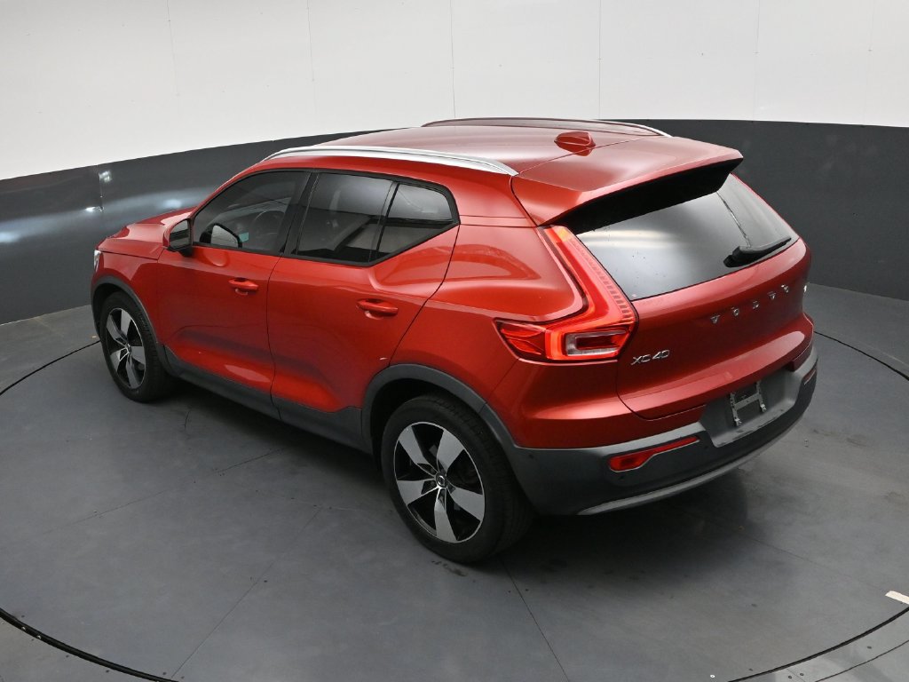 Used 2019 Volvo XC40 T4 Momentum FWD image 25