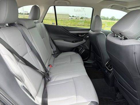 Used 2023 Subaru Outback Limited AWD/4WD image 17