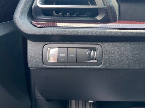 New 2026 Chevrolet Traverse RS w/ LPO, Floor Liner Package FWD image 21