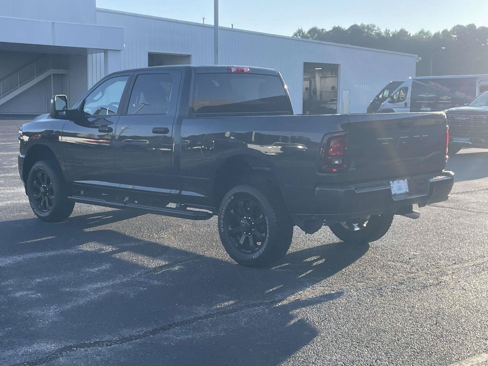 Used 2025 RAM 2500 Big Horn AWD/4WD image 8
