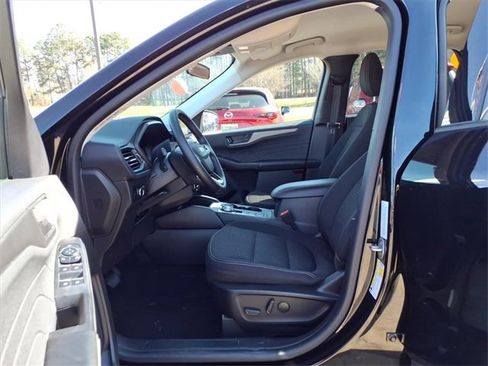 Used 2024 Ford Escape Active image 13