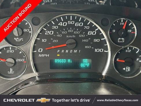 Used 2019 GMC Savana 2500 Extended RWD image 10