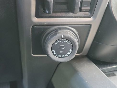 Used 2021 Ford F350 Platinum AWD/4WD image 29