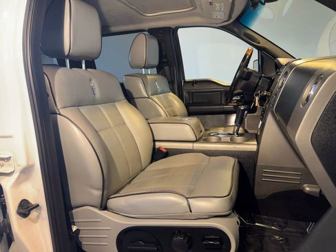 Used 2007 Lincoln Mark LT Pickup 4D 5 1/2 ft image 23