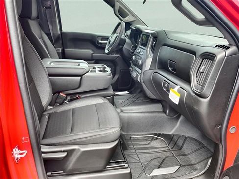 New 2025 Chevrolet Silverado 1500 Custom image 18