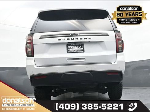 Used 2022 Chevrolet Suburban Z71 w/ Luxury Package image 18