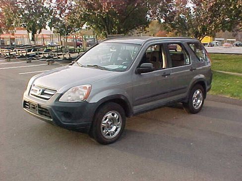 Used 2006 Honda CR-V LX image 17