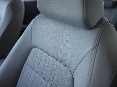 Used 2025 Honda HR-V LX image 30