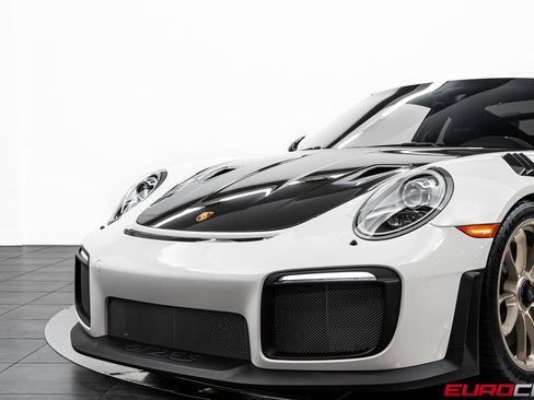 Used 2019 Porsche 911 GT2 RS image 15