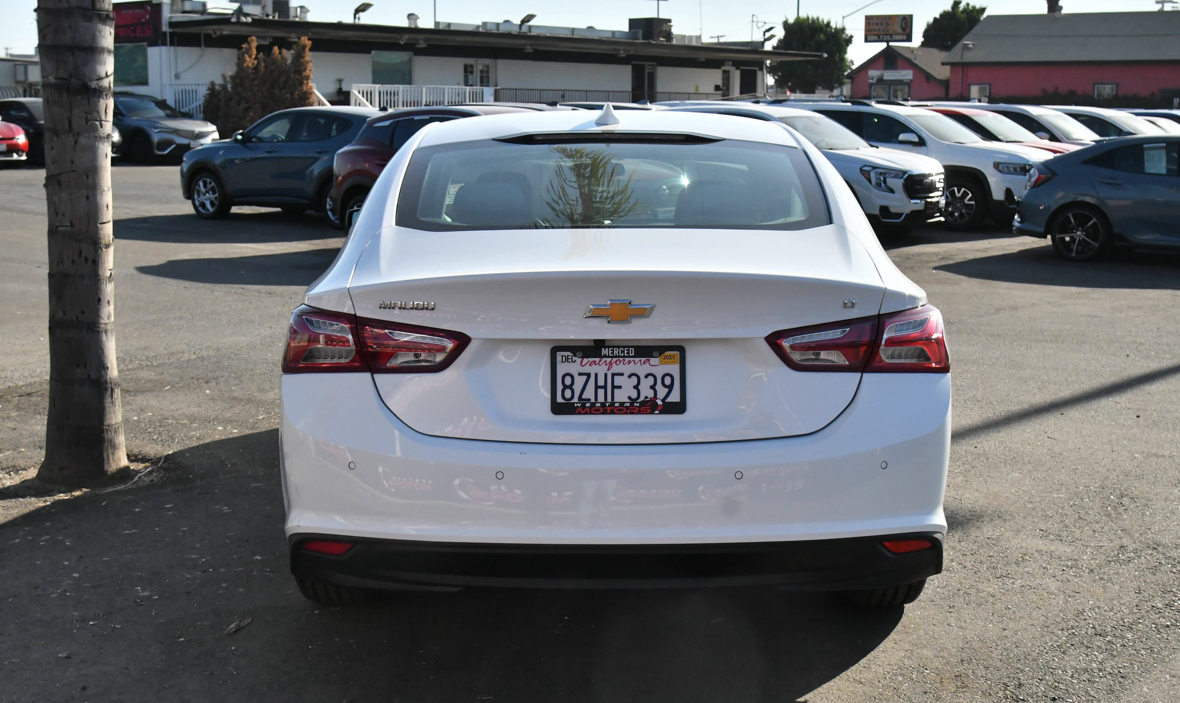 Used 2021 Chevrolet Malibu LT FWD image 7