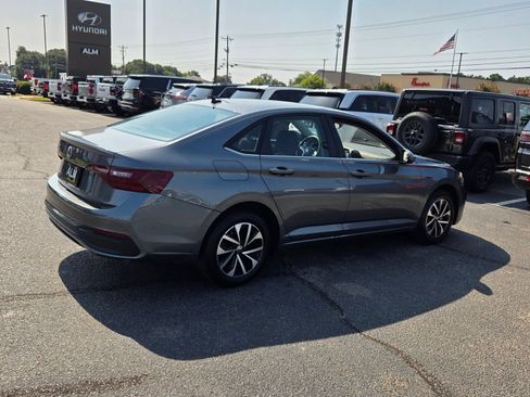Used 2024 Volkswagen Jetta S FWD image 13