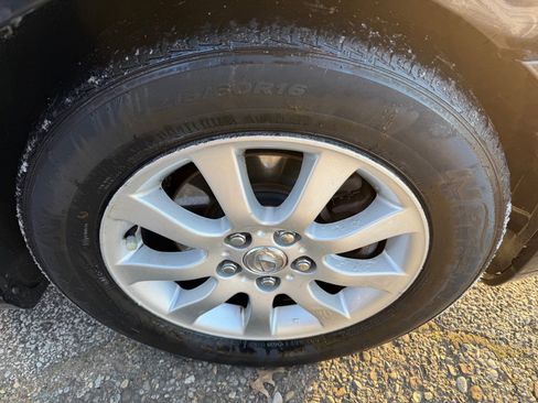 Used 2004 Lexus ES 330 BASE image 16