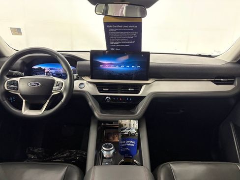 Certified 2025 Ford Explorer Active w/ Active Comfort Package AWD/4WD image 27