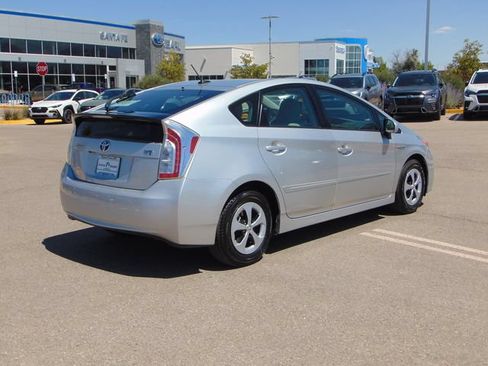 Used 2012 Toyota Prius Three FWD image 4