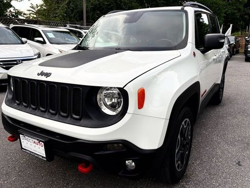 Used 2015 Jeep Renegade Trailhawk AWD/4WD image 2