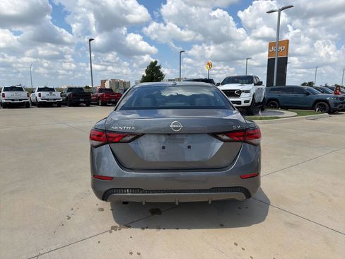 Used 2024 Nissan Sentra SV FWD image 4
