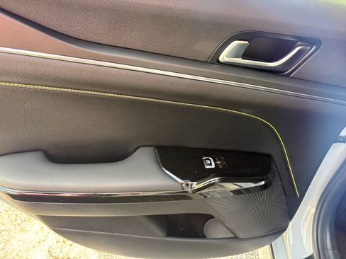Used 2025 Kia K5 GT FWD image 20