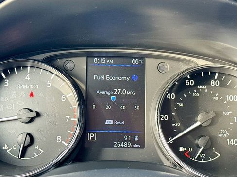 Used 2020 Nissan Rogue SV image 11