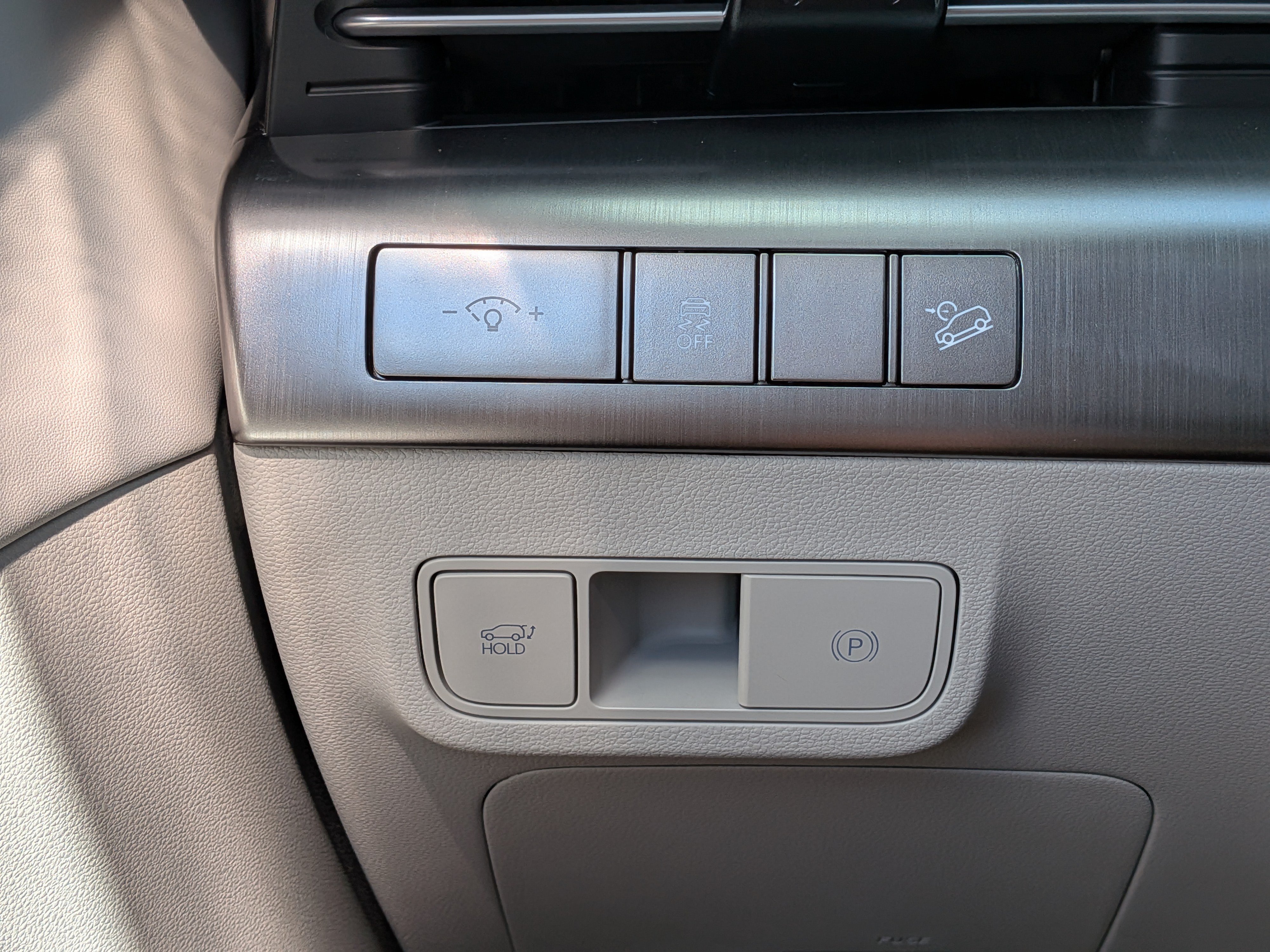 Used 2026 Hyundai Kona Limited FWD image 24