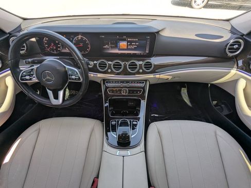 Used 2020 Mercedes-Benz E 350 Sedan image 2