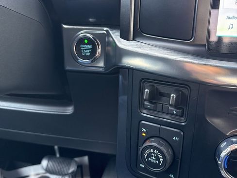 Used 2023 Ford F150 Lariat AWD/4WD image 19