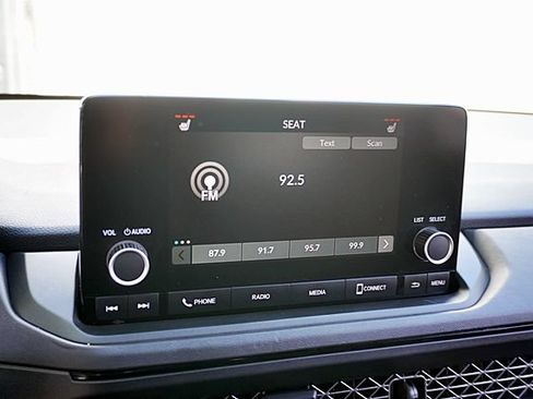 Used 2023 Honda Accord EX image 24