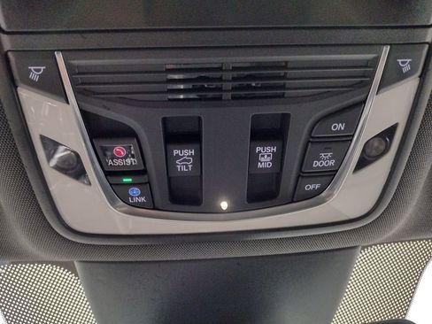 Used 2023 Acura MDX Type S image 41