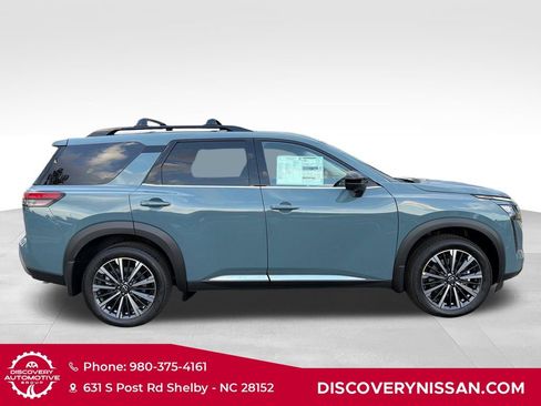 New 2026 Nissan Pathfinder Platinum AWD/4WD image 5