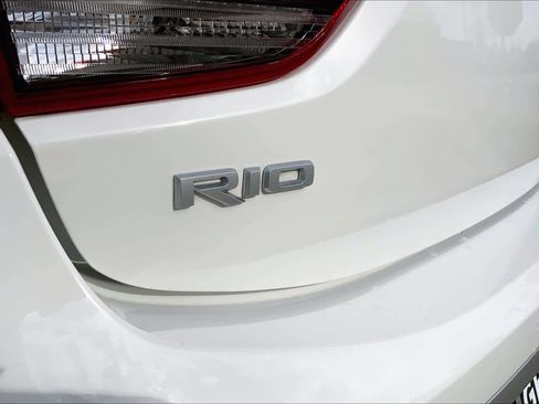 Used 2023 Kia Rio S image 10