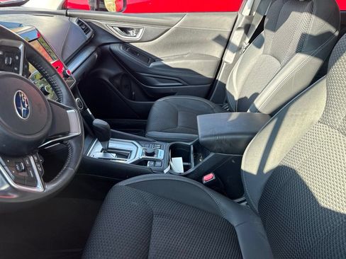 Used 2023 Subaru Forester Premium AWD/4WD image 11
