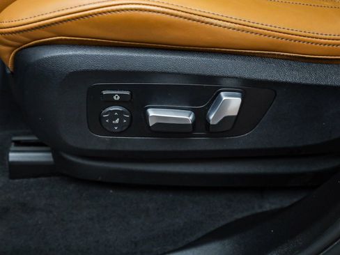 Used 2023 BMW X5 xDrive45e w/ Climate Comfort Package image 22