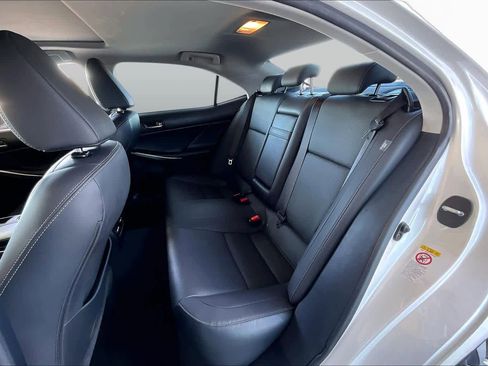 Used 2017 Lexus IS 200t w/ Premium Package RWD image 21