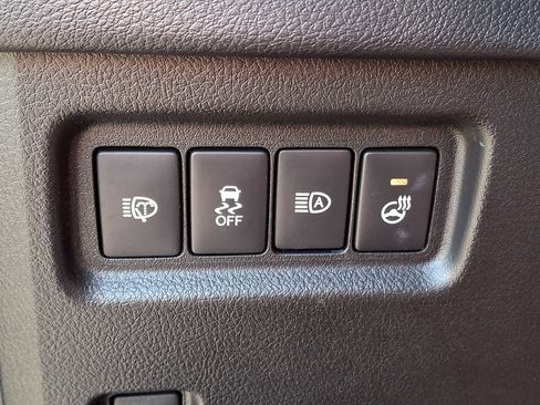 Certified 2022 Lexus GX 460 Luxury w/ Sport Design Package AWD/4WD image 24