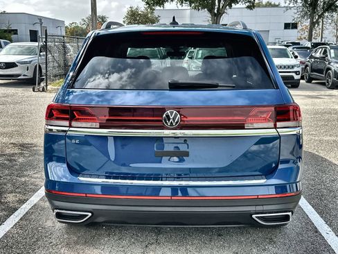 Used 2025 Volkswagen Atlas SE image 11
