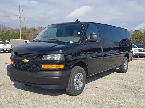 Used 2025 Chevrolet Express 3500 LS image 1