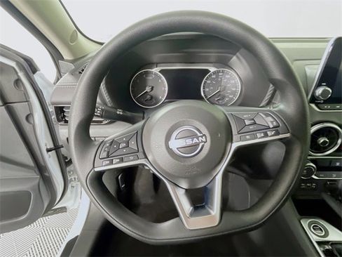 New 2025 Nissan Sentra SV image 8