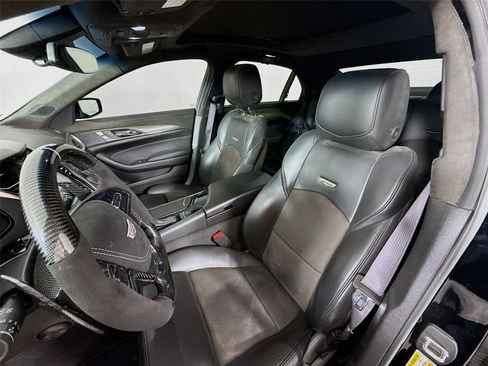 Used 2016 Cadillac CTS V w/ Luxury Package image 12