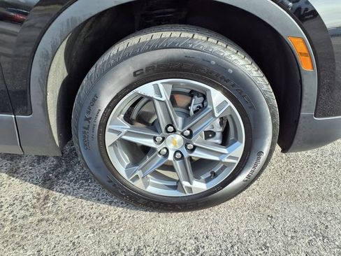 Used 2025 Chevrolet Blazer LT FWD image 42