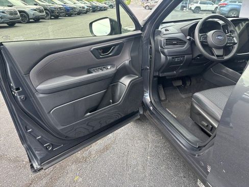 Certified 2025 Subaru Forester Premium w/ Convenience Package #1 AWD/4WD image 9