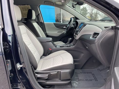 Used 2020 Chevrolet Equinox LT image 25