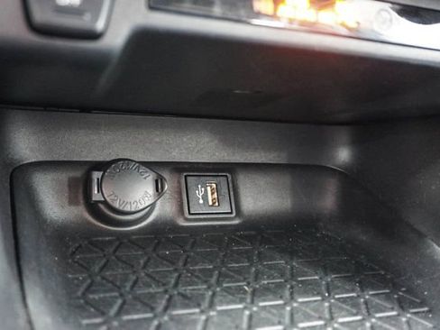 Used 2023 Toyota RAV4 XLE AWD/4WD image 22