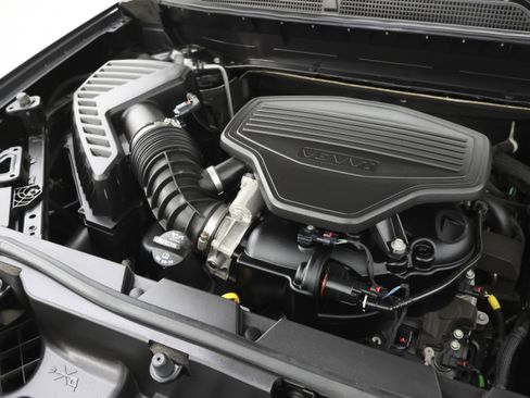 Used 2020 GMC Acadia Denali w/ Trailering Package image 29