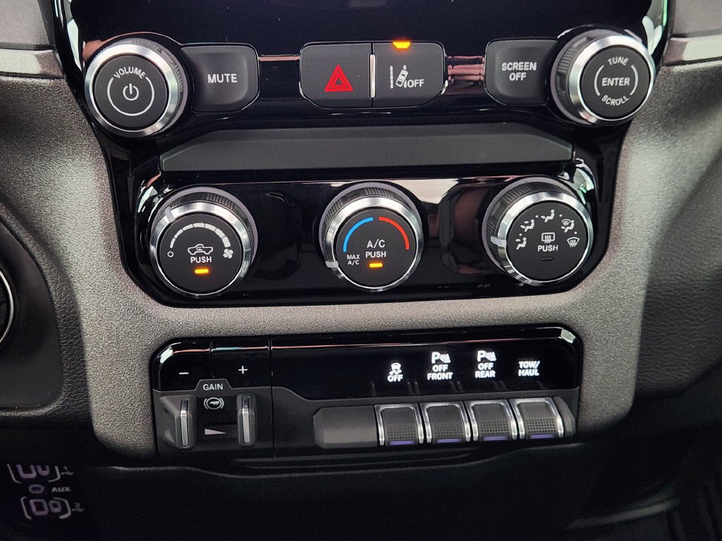 Used 2025 RAM 1500 Tradesman RWD image 19