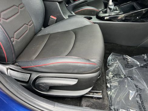 Used 2020 Kia Forte GT image 23