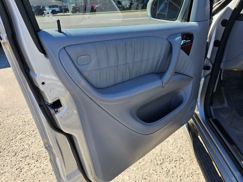 Used 2003 Mercedes-Benz ML 320 4MATIC image 23