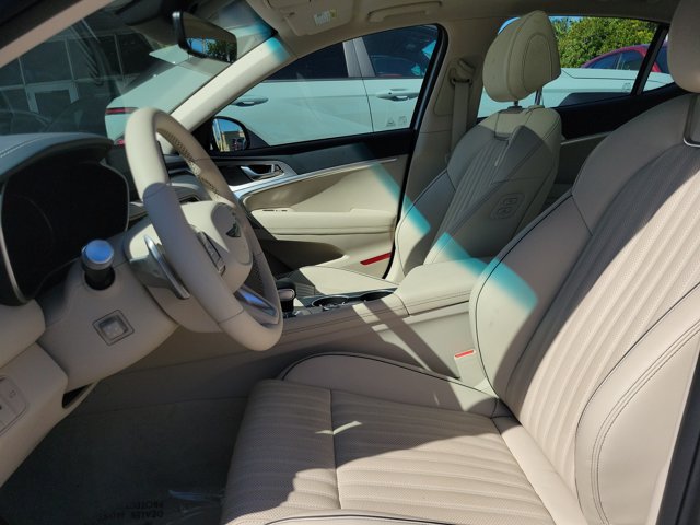 Certified 2026 Genesis G70 2.5T Prestige RWD image 12